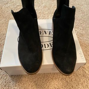 Steve Madden Boots